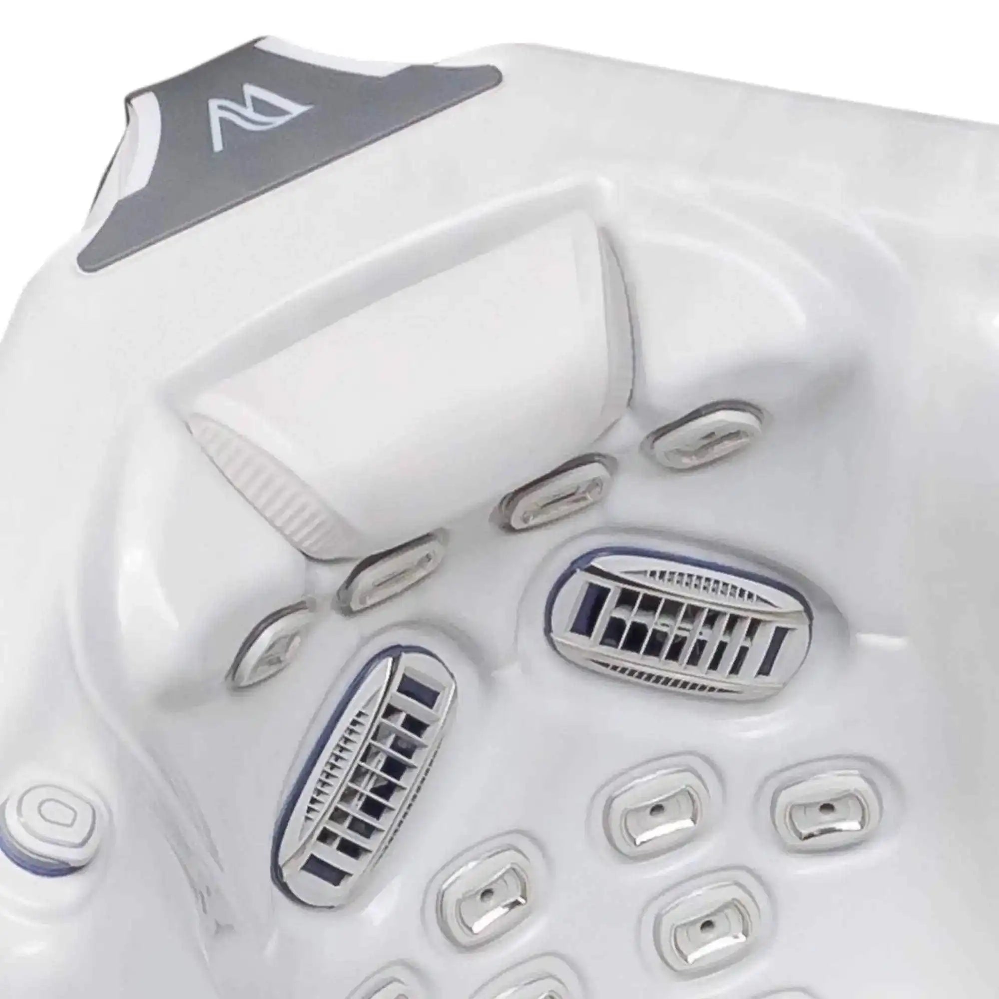 Wellis Elbrus Life Whirlpool mit sieben Plätzen, 61 Massagedüsen, Infinity-Jets, Soundsystem und Smart-Steuerung - perfekt für die Balearen