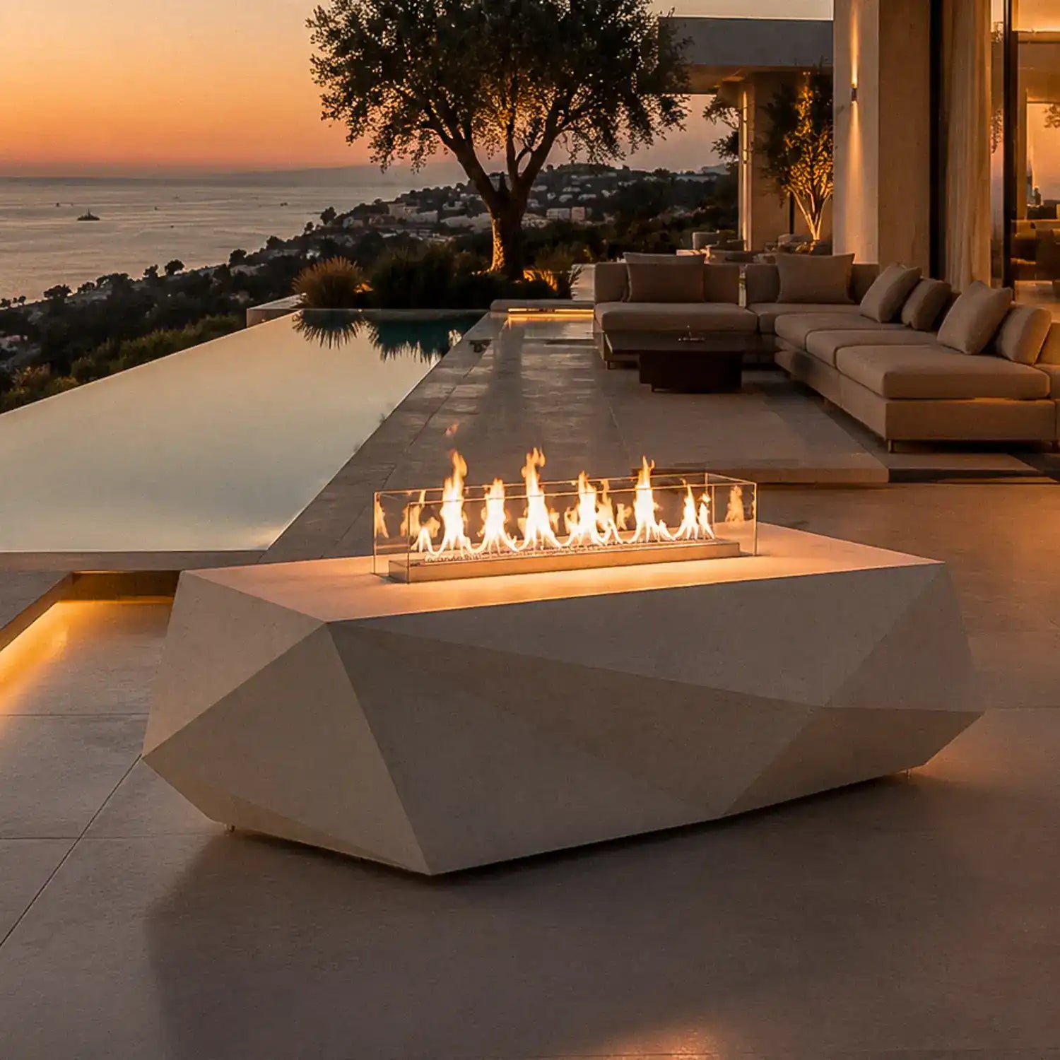 Feuerstelle in diamanten Form für Terrasse und Garten