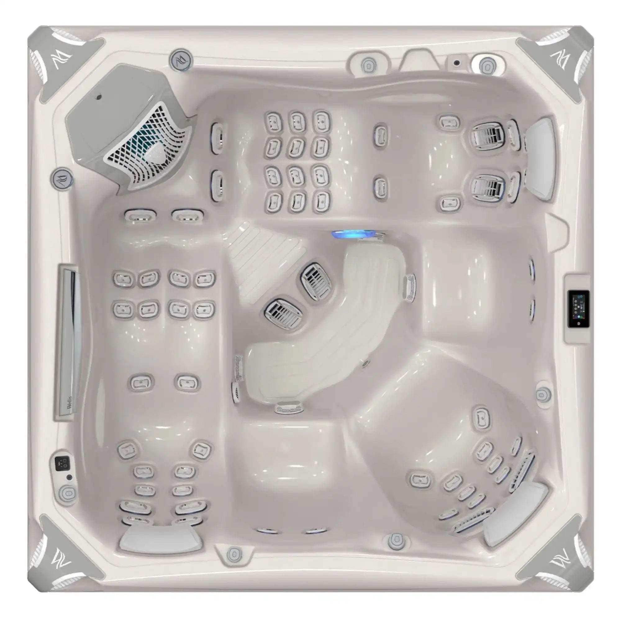 Der Wellis Everest Life Whirlpool mit 68 Düsen, 6 Infinity Jets, SmartTouch Bedienfeld, Soundsystem und fünf Plätzen ist als Deluxe- und Premiummodell erhältlich