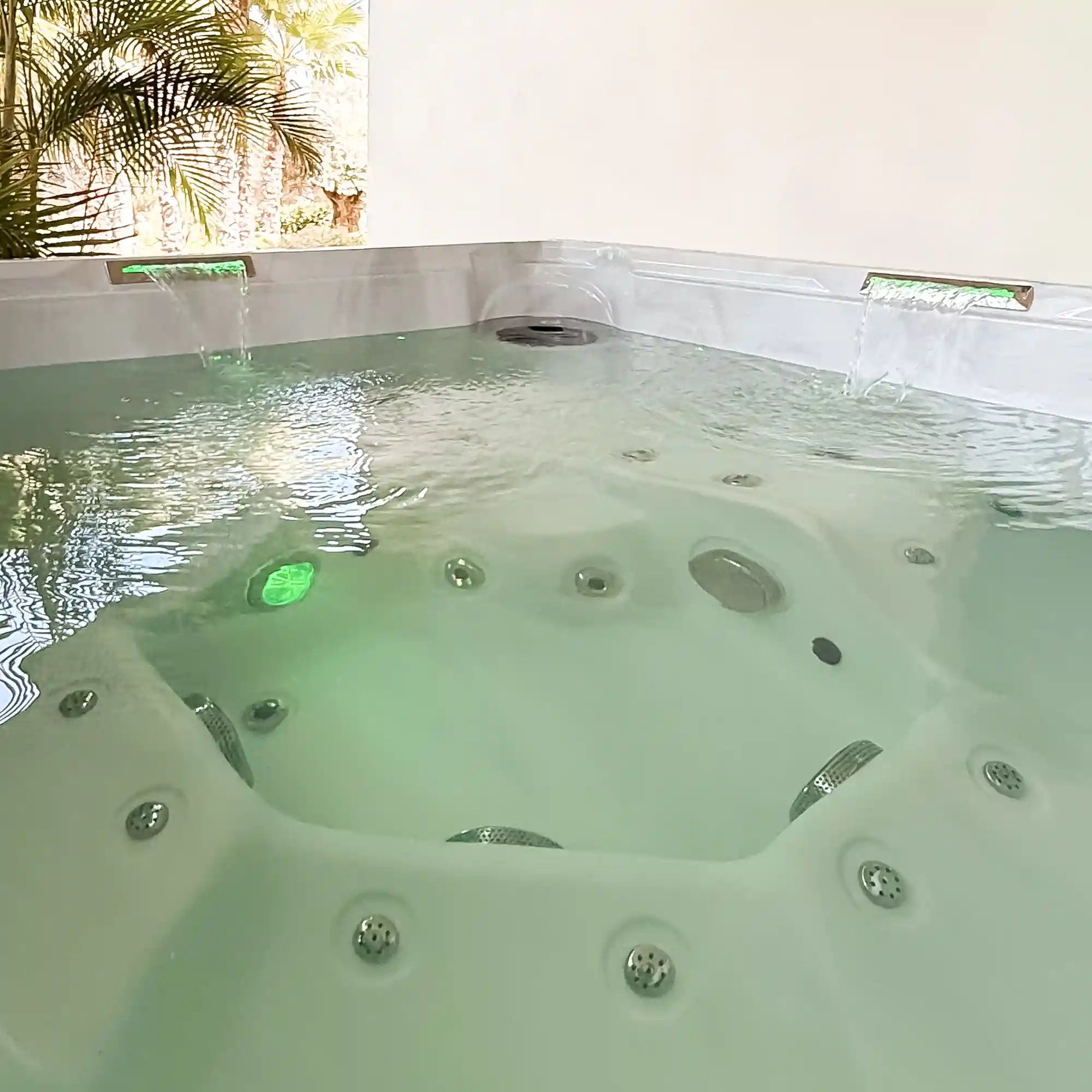 Chlorfreies Wassersystem für Whirlpools bei AZURA SPA & LIVING auf Mallorca