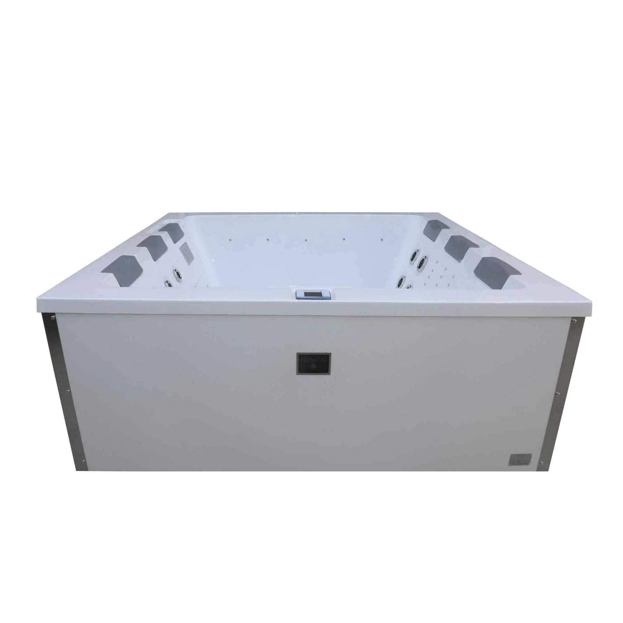 Outdoor Whirlpool The Grand - Mallorca Edition - AZURA SPA & LIVING
