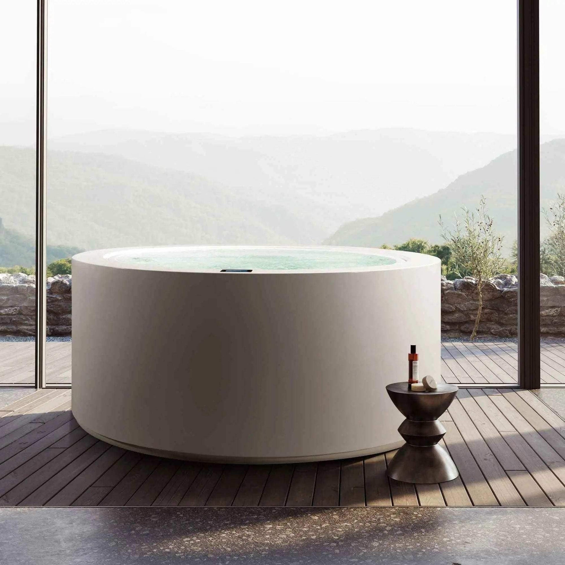 Round Overflow Hot Tub "Tondo"