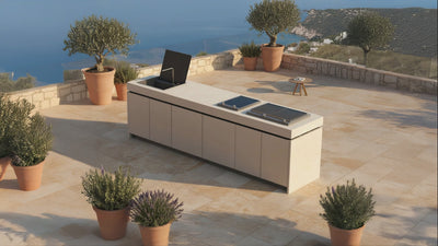 Outdoor Küche Sense mit klarer Keramikoberfläche und minimalistischem Design